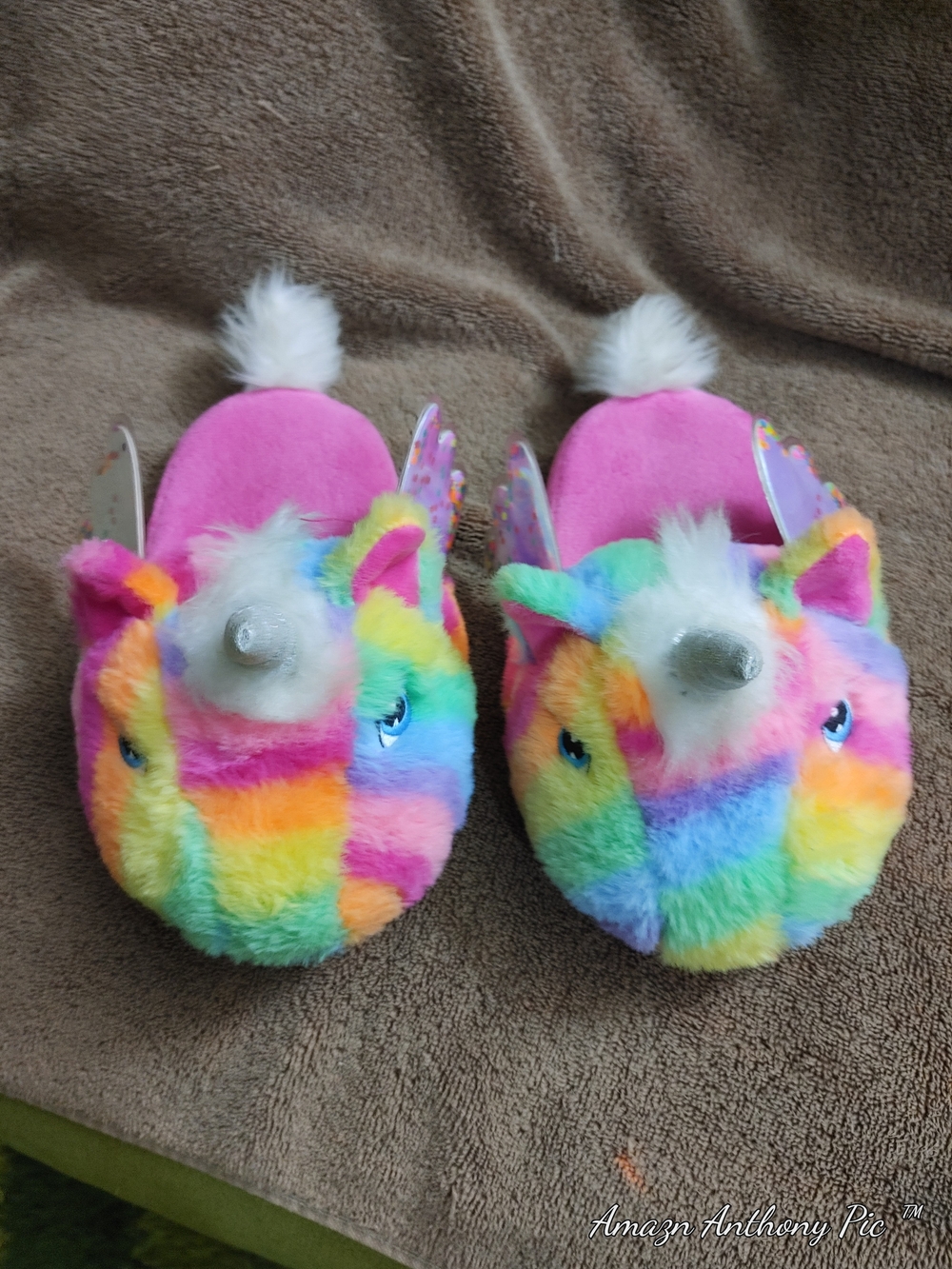 wonder nation Rainbow Unicorn Plush Slippers - Multi